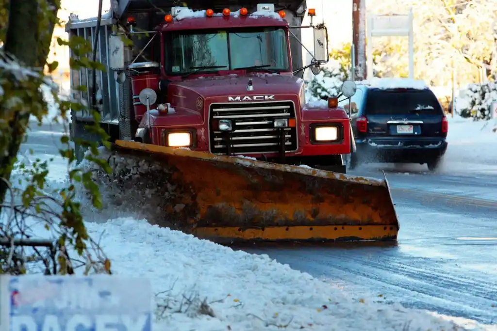 Prepare Your Driveway for Minnesota Snow Removal Before the First Storm